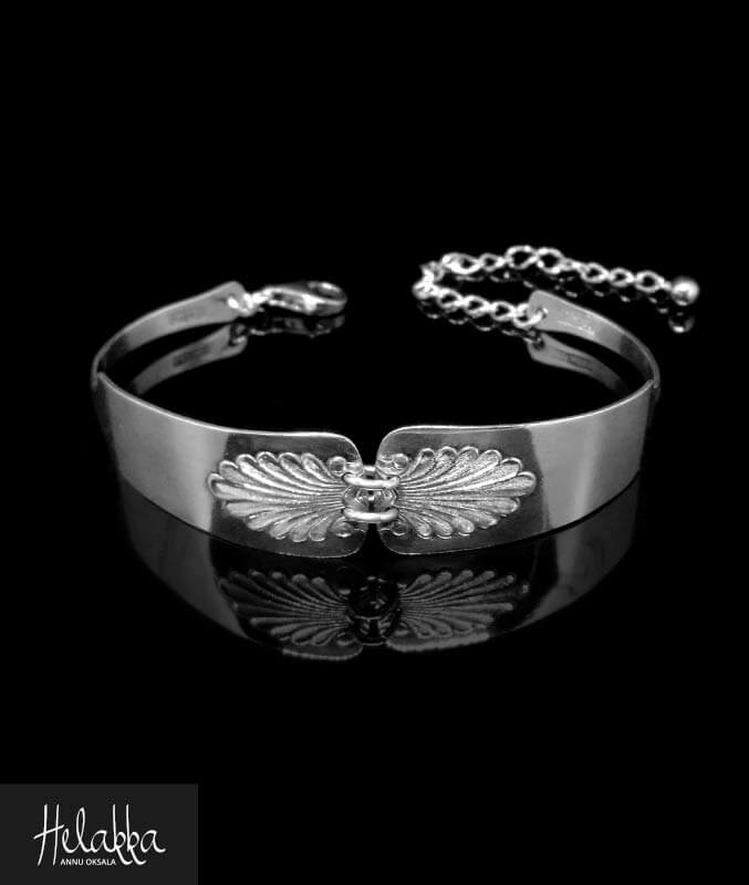 Helakka rannekoru lusikasta musla