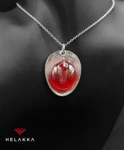 Helakka lusikkariipus Rakkaus