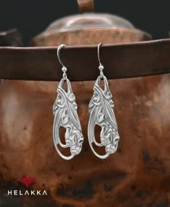 Helakka lusikkakorut korvakorut kellokukka