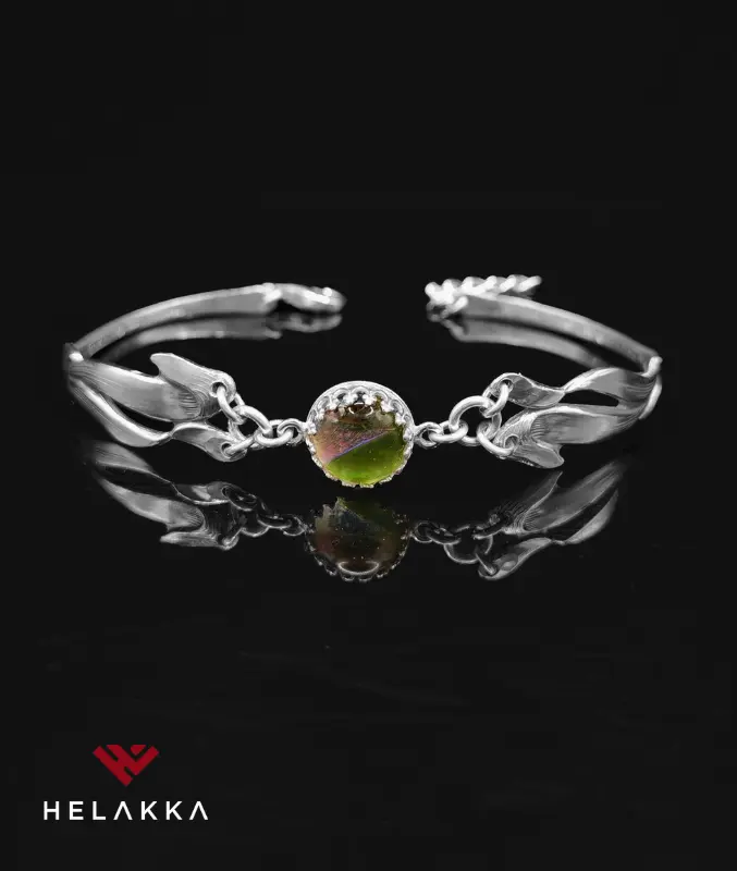 Helakka lusikkarannekoru lasilla vivahde