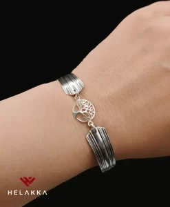 Helakka lusikkarannekoru elämän puu